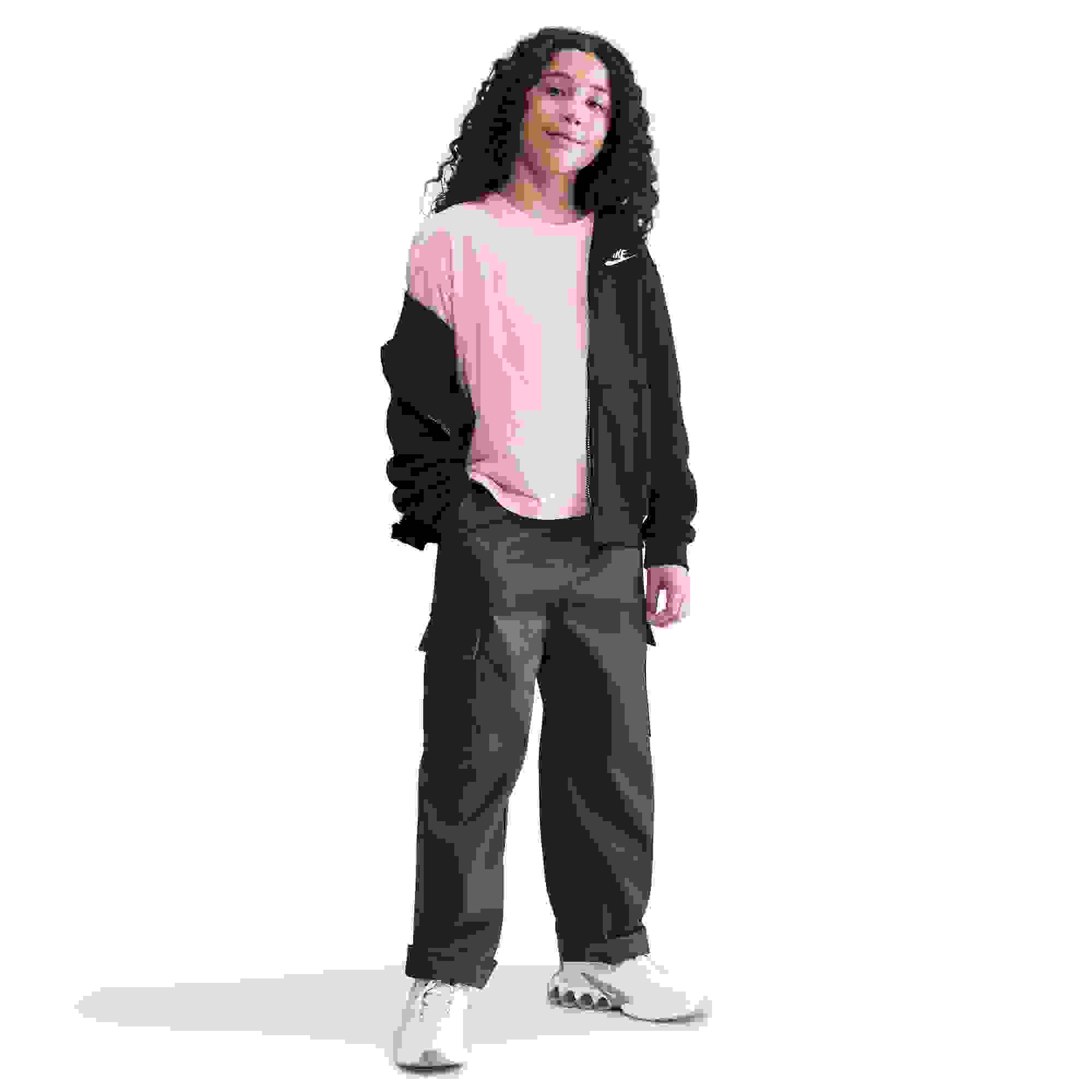 Nike Sportswear Essential Big Girls' Tee